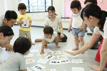 リトミックレッスンの様子